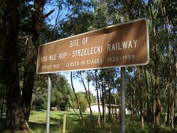 the Koo-Wee-Rup - Strzelecki railway